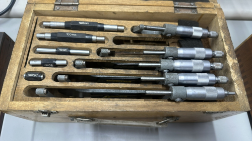 Micrometer Set OF (5) , 0-150 mm Measurement Range