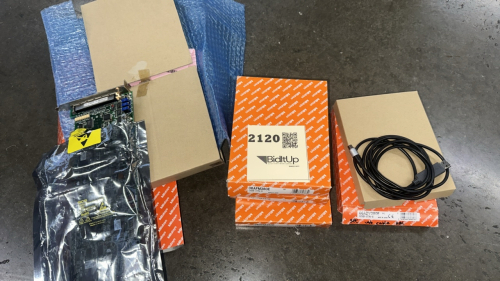 LOT (4) MITUTOYO 06AFM380E USB- INPUT TOOL DIRECT CABLES AND (1) MITUTOYO 02AUD500 MODUAL