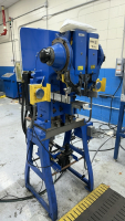 CHICAGO RIVET PNEUMATIC RIVET SETTING MACHINE - 2