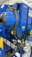 CHICAGO RIVET PNEUMATIC RIVET SETTING MACHINE - 8