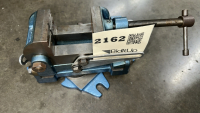 Palmgren Milling Machine Vise with Swivel Base, 2 1/2&rdquo; JAW