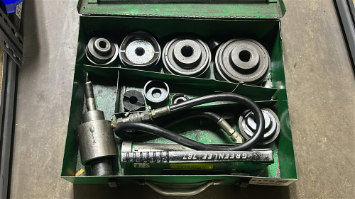 GREENLEE 767 KNOCKOUT PUNCH DRIVER SET