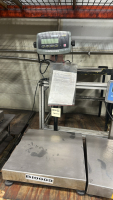 OHAUS 5000 SERIES SCALE, PLATFORM SIZE: 18&rdquo; x 18&rdquo;
