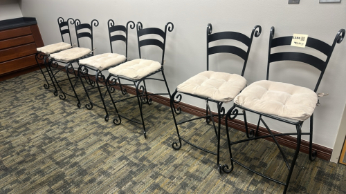 LOT (6) METAL STOOLS
