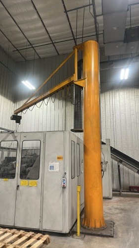 Konecranes 1 Ton Floor Mounted Jib Crane With Electric Chain Hoist