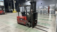 Raymond 445-C35TT Sit Down 3 Wheel Electric Forklift, 3,500 lb Capacity, 36V Battery, 4067 Hours - 6