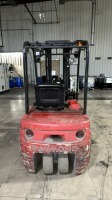 Raymond 445-C35TT Sit Down 3 Wheel Electric Forklift, 3,500 lb Capacity, 36V Battery, 7501 Hours - 3