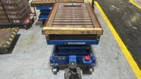 Global Industrial ESM91DE Self-Propelled Scissor Lift Table, 2,000 lbs Capacity, 72.8" Max Height - 3