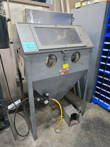 Trinco #36/BP Dry Blast Cabinet