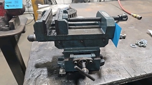 6" Jaw Cross-Slide Vise