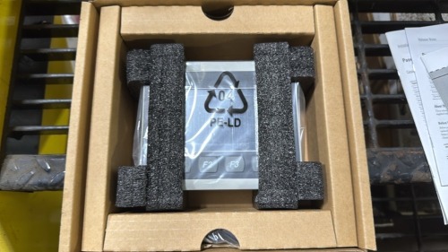 Allen Bradley 4&rdquo; PanelView 800 HMI Terminal