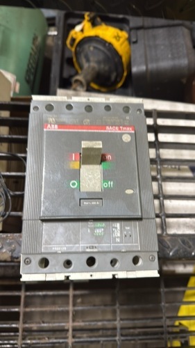 Allen Bradley Sace Tmax 3 Pole Circuit Breaker