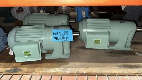 Lot (3) Tsubaki Gear Motors,