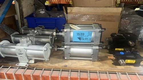 Lot (8) asst&rsquo;d cylinders