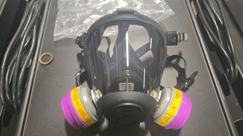 Honeywell North #RU65001M Facepiece and Filters - UNUSED