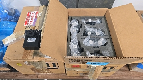 (3) Boxes of Gigavac #GFPA410 400A Gigafuses - (15) Total - UNUSED