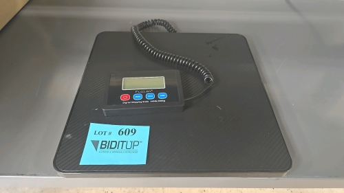 Fuzion 440lb Digital Shipping Scale