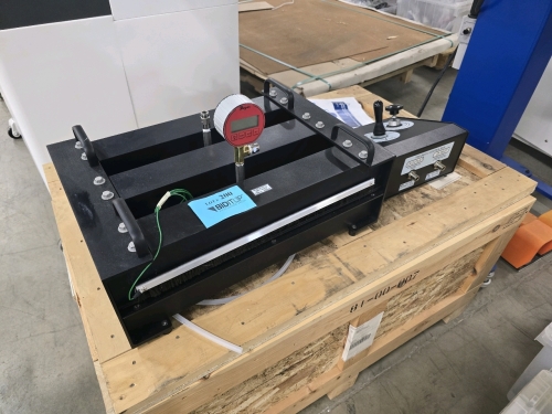 Tekscan #PB100C Equilibration Device and #CB-100 Pneumatic Control Box - UNUSED