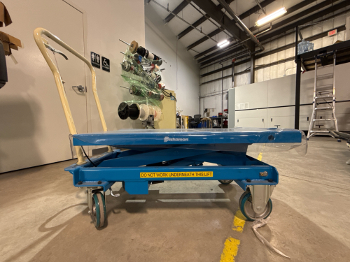 Bishamon 1000lbs. Hydraulic lift table.