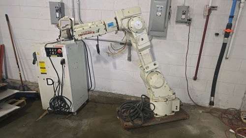 2004 Kawasaki FS20NC 8 Axis Robotic Arm w/ #D30 F-A001 Controller