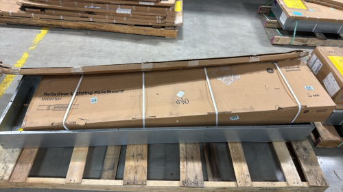 GENERAL ELECTRIC RELIAGEAR LIGHTING PANELBOARD INTERIOR WITH 76&rdquo; COVER AND BOX