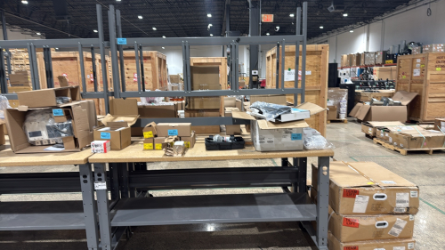 ULINE DELUXE MOBILE WORKSTATION WITH COMPOSITE WOOD TOP AND OVERHEAD