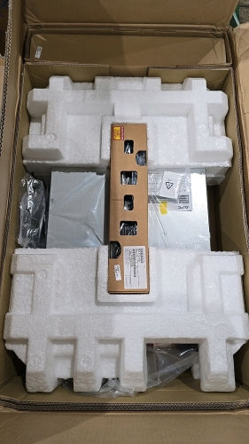 APC Smart-UPS #3000RM2UC Battery Backup - NEW