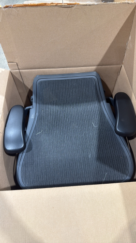 HERMAN MILLER LARGE AERON CHAIR WITH 3 LEVERS