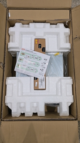 APC Smart-UPS #3000RM2UC Battery Backup - NEW