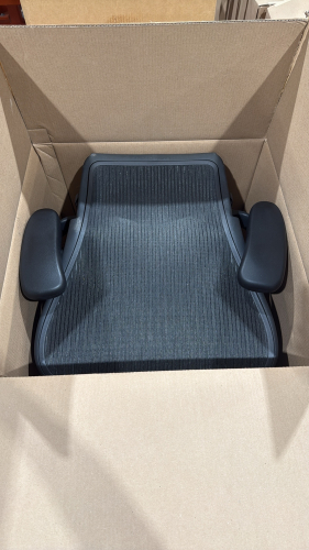 HERMAN MILLER LARGE AERON CHAIR WITH 3 LEVERS