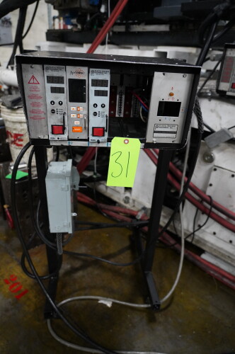 DME Plastic Process Equipment 5 Zone Hot Runner