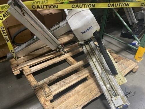 Yushin Pick and Place Gantry Robot