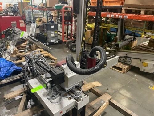 Wittmann Pick and Place Gantry Robot W818