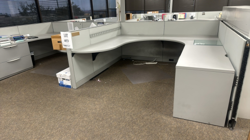 4- PERSON HAWORTH MODULAR WORK STATIONS