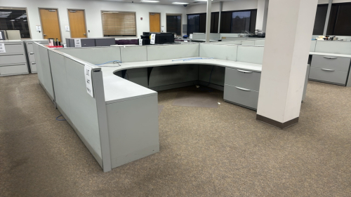 4- PERSON HAWORTH MODULAR WORK STATIONS