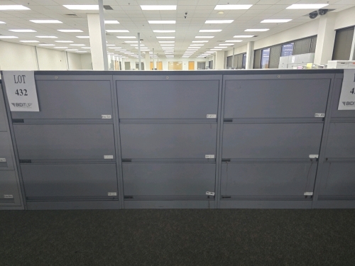 (6) Sections of 30"x18"x42" Drawers and Wooden Top