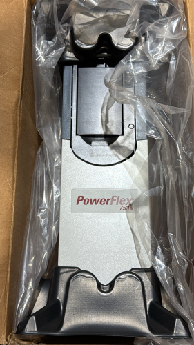 ALLEN-BRADLEY POWER FLEX 753 AC DRIVE, CAT. 20F11NDO11AAONNNNN, SER. A, PN-411330, (LOCATION: PLANT 5, 48668 ALPHA DR, WIXOM, MI 48393)