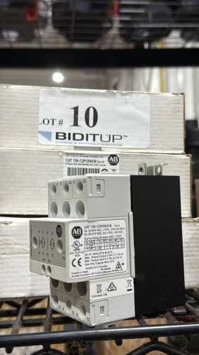 LOT (3) ALLEN-BRADLEY CAT: 156-C2P25NCB 2-PHASE SSC 25A 900VAC AC OR DC CONTACTOR, (LOCATION: PLANT 5, 48668 ALPHA DR, WIXOM, MI 48393)