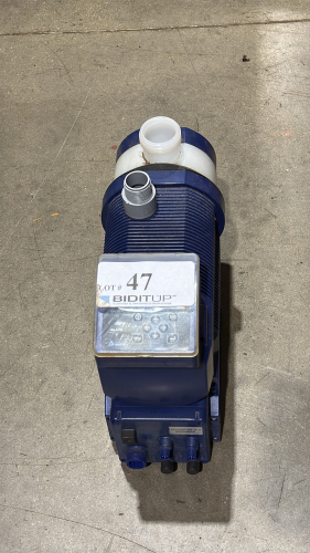 LOT (2) IWAKI Hi-Techno PUMPS, 150 L/H, 0.4 MPa, 100-120 VAC, (1) IX-C150TEN-TB-U, AND (1) IX-C150TEN-TB2-U, (LOCATION: PLANT 5, 48668 ALPHA DR, WIXOM, MI 48393)