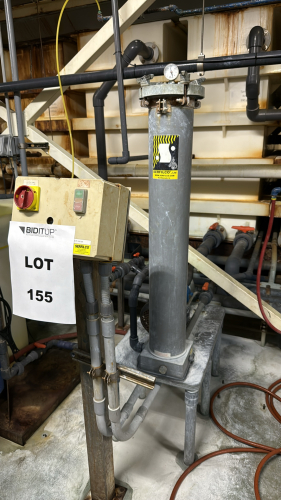 SERFILCO Carbon Purification Chambers WITH CONTROL AND PUMP (LOCATION: PLANT 5, 48668 Alpha Dr, Wixom, MI 48393)
