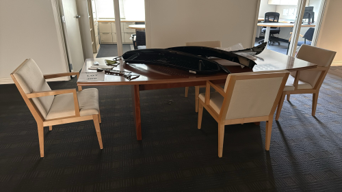 8'FT LONG CONFERENCE TABLE WITH 4 chairs (LOCATION: PLANT 3, 29883 BECK RD, Wixom, MI 48393)