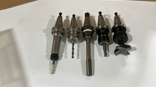 LOT OF (5) ASSORTED CAT40 TOOL HOLDERS, TO INCLUDE: PIONEER, SYIC, MARITOOL, ETC.