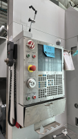2017 HAAS AUTOMATION 5-AXIS CNC VERTICAL MACHINING CENTER, MODEL: UMC-750, MFG. DATE: 01/2017, S/N: 1135312, W/ JORGENSEN CONVEYOR, S/N: A-161107-27 - 9