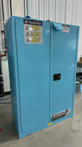 JUSTRITE SURE-GRIP EX 45 GAL. ACID AND CORROSIVE STORAGE CABINET, DIMENSIONS: 43" x 18" x 65", MODEL: 894522
