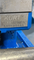 KURT WORKHOLDING 6" ANGLOCK MACHINE VISE, MODEL: DX6 CROSSOVER, S/N: 190621046 - 4