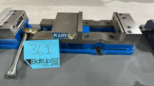 KURT WORKHOLDING 6" ANGLOCK MACHINE VISE, MODEL: DX6 CROSSOVER, S/N: 200609008
