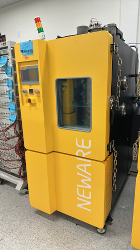 NEWARE HIGH LOW TEMPERATURE TEST CHAMBER, MODEL: MGDW-225-40BFC-208V, S/N: M2302-374574