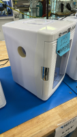 VEVOR 25L PRECISE TEMPERATURE CONTROL INCUBATOR, MODEL: XHC-25 - 2