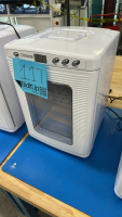 IVYX SCIENTIFIC 25L PRECISE TEMPERATURE CONTROL INCUBATOR, MODEL: XHC-25