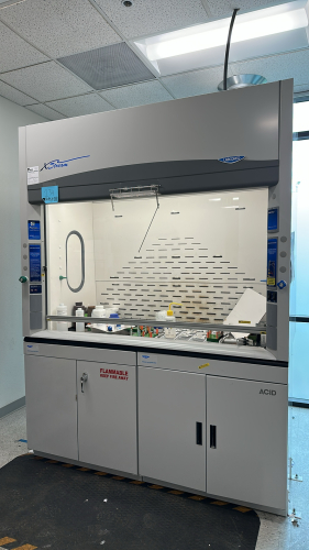 LABCONCO CHEMICAL FUME HOOD, DIMENSIONS: 62" x 32" x 59", MODEL: 110610021, SN:211019724B, TO INCLUDE: (2) PROTECTOR SOLVENT/ACID STORAGE CABINETS, DIMENSIONS: 22" x 36" x 36"